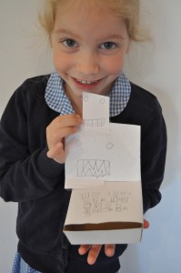 Day 71: Mimi's creativity and inventive-ness never fail to inspire me. Today she designed and built her own version of a (paper) computer - complete with screen and keyboard!