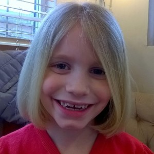 We all went to have our hair cut today Mimi, who has always had long Rapunzel-like hair was adamant that she wanted it cut short...and she loves it :)