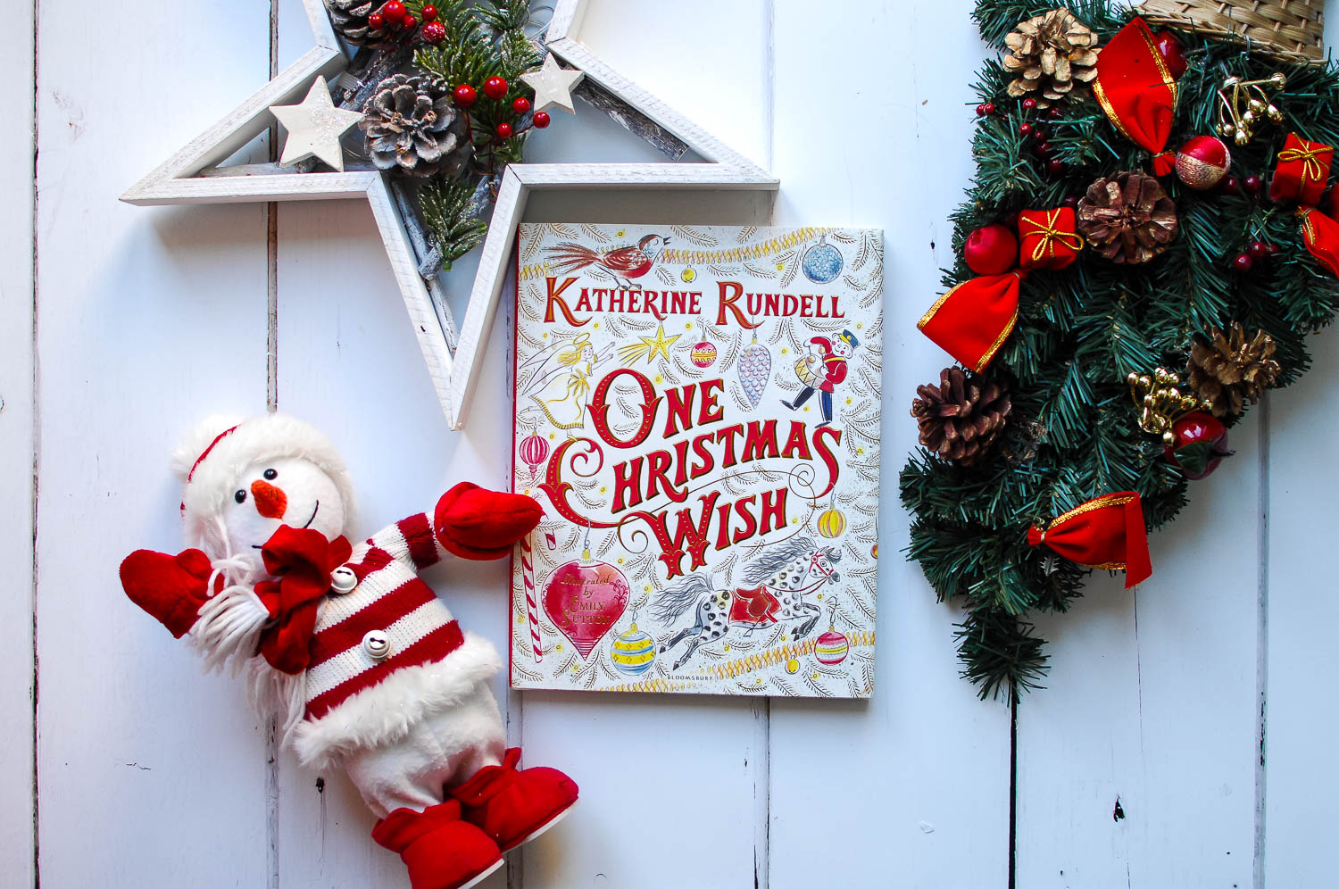 Christmas Memories: A Book Review